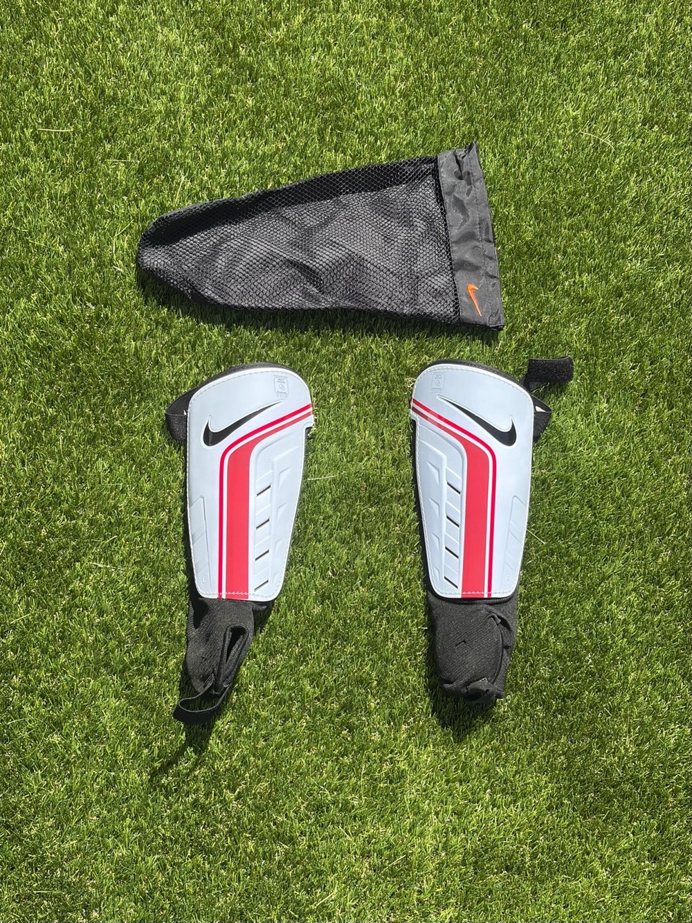 Nike Shield Soccer Shin Guards White Red Black NOCSAE with Storage Bag Size XL